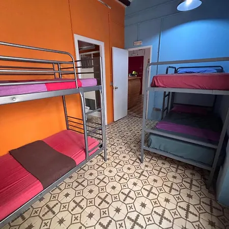 4 Albergue *